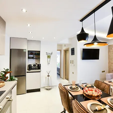 Comfy Dots 2 Apartment Larissa