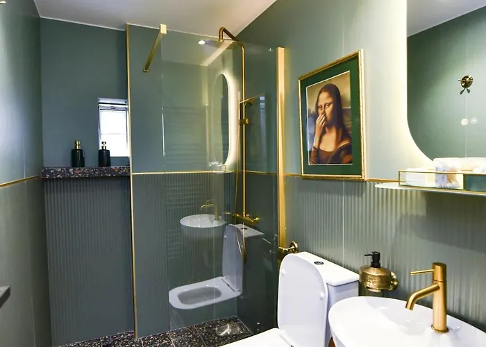 Comfy Dots 2 Larissa