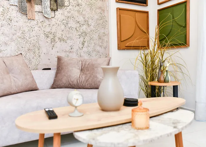 Comfy Dots 2 Apartment *